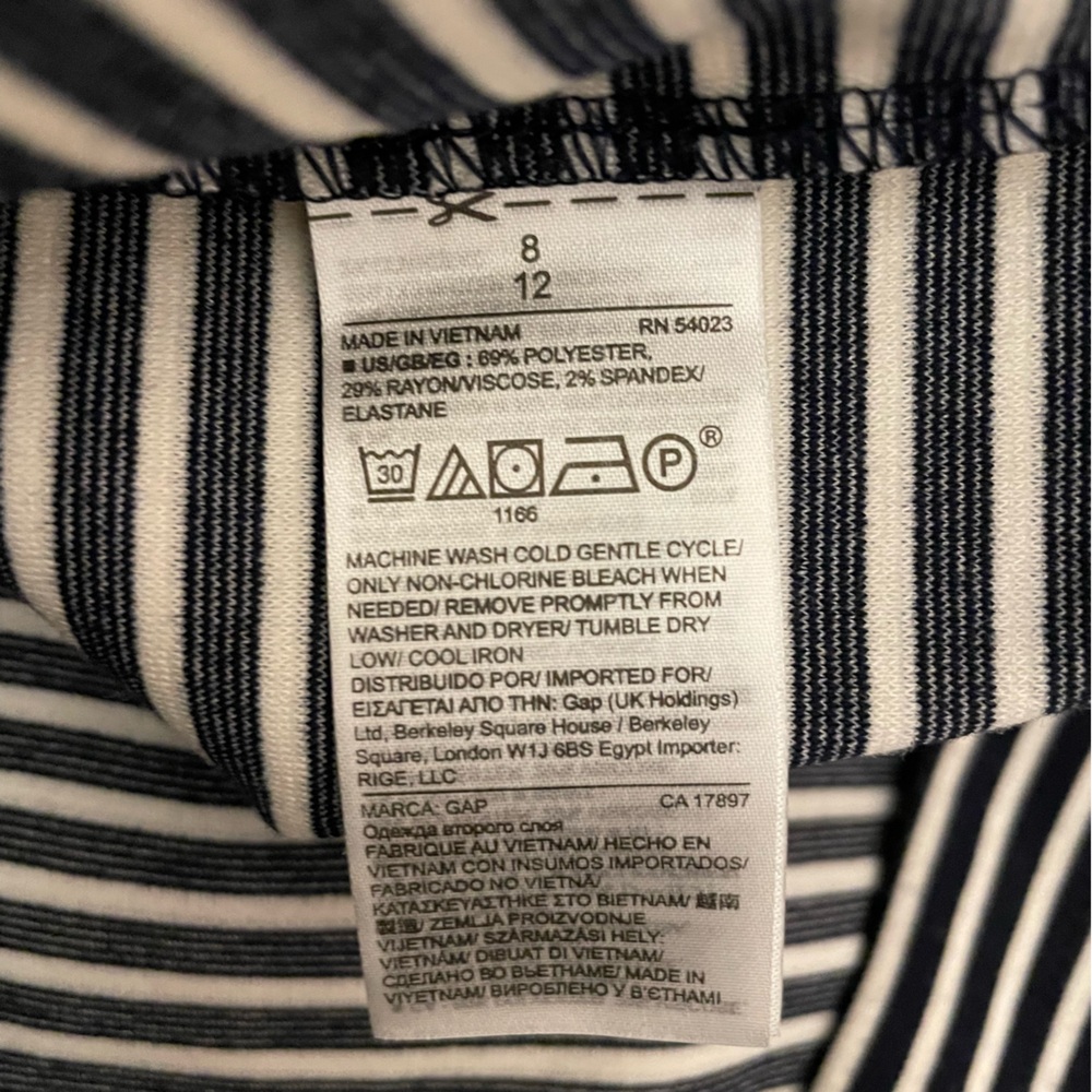 🆕 GAP Women's Striped Fit & Flare Skater Dress with Cap Sleeves 8 - Picture 12 of 16